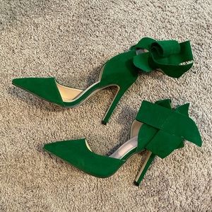 Women’s shoes. Size 8.